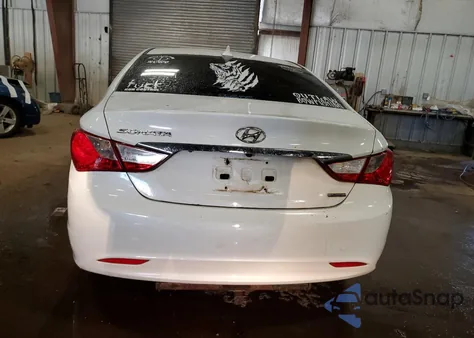 2011 Hyundai Sonata Se z USA, uszkodzony, nr VIN 5NPEC4AC4BH143116